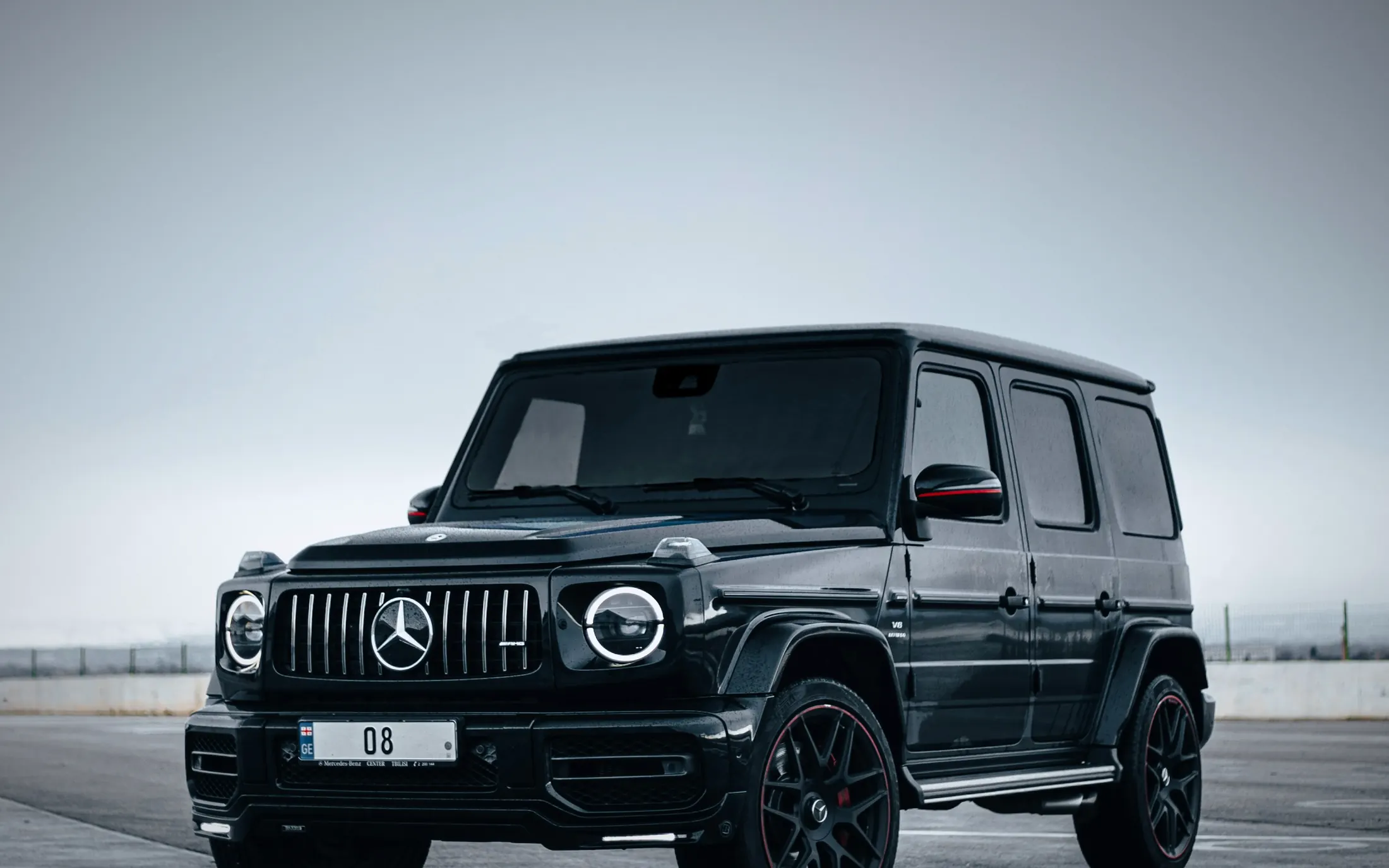 Mercedes-AMG G63 detail: interior and cabin